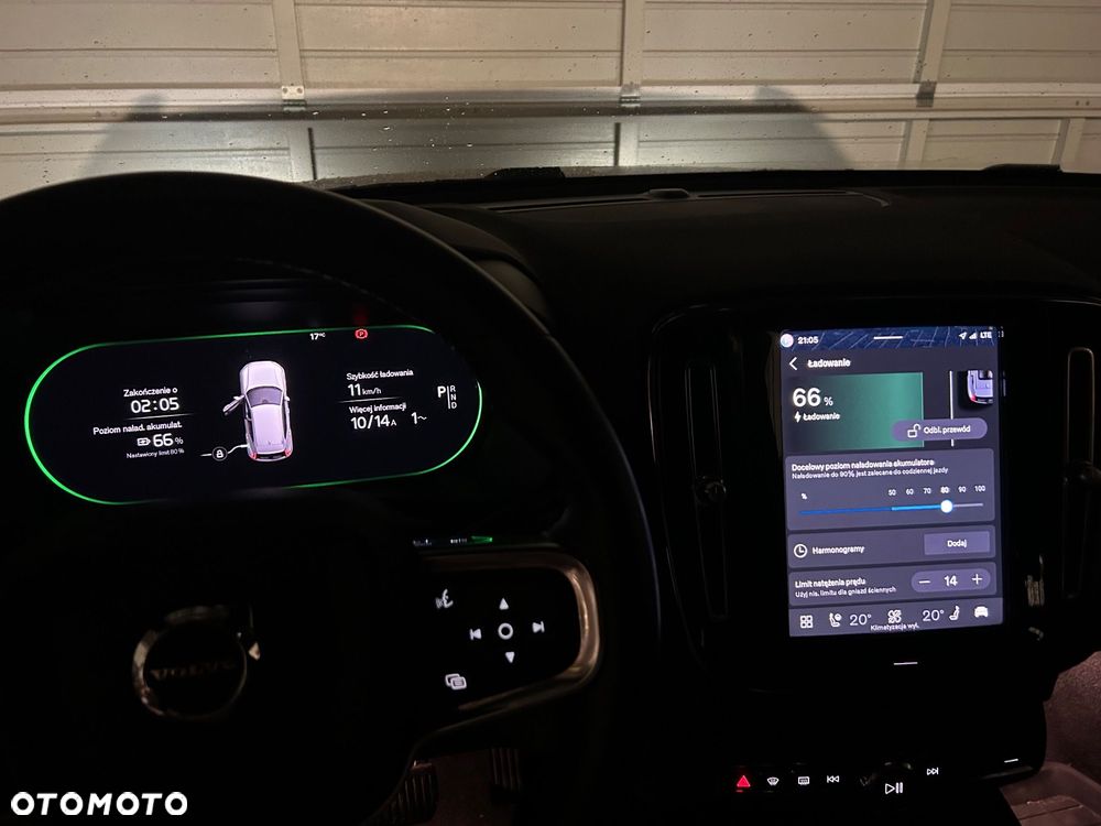 Volvo XC 40 Recharge Plus - 25