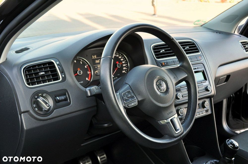 Volkswagen Polo - 23