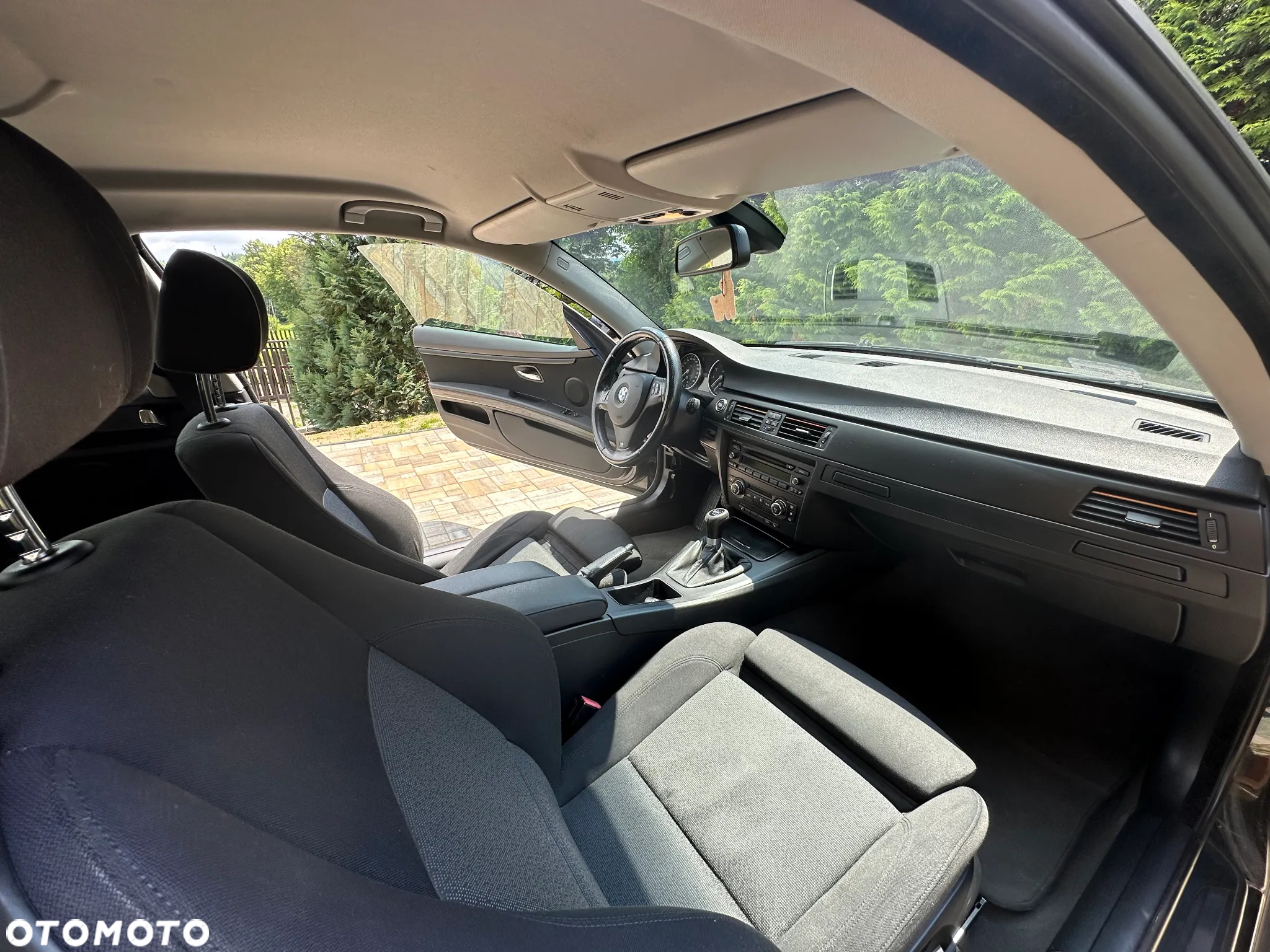 BMW Seria 3 320i - 11