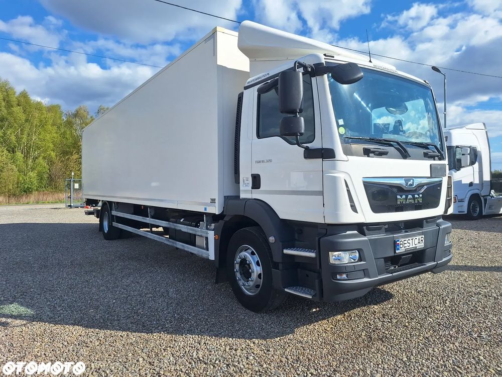 MAN TGM 18.320 KONTENER / BOX 24 Palety, Euro 6, winda - 2