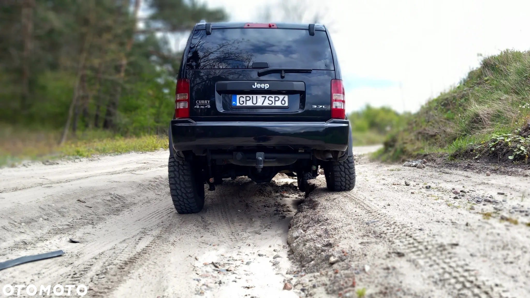Jeep Liberty 3.7 4x4 - 9