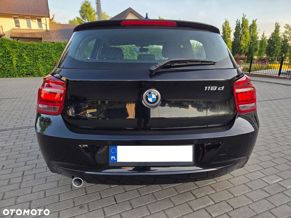 BMW Seria 1 118d Sport Line - 5
