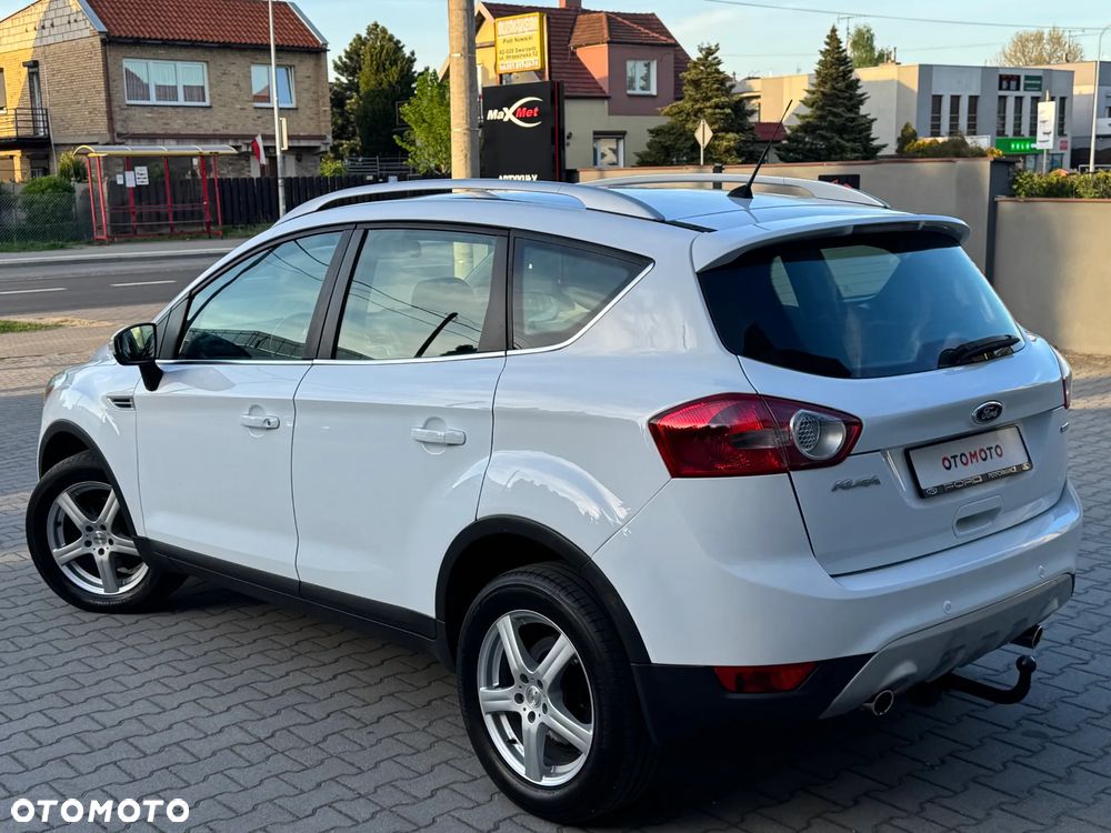 Ford Kuga 2.0 TDCi 4x4 Titanium - 27