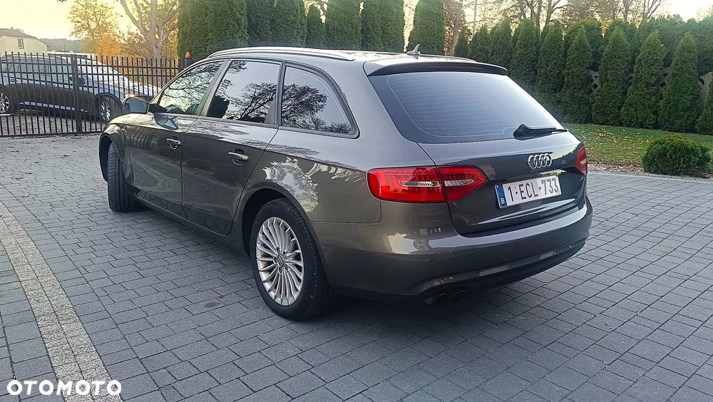 Audi A4 Avant - 4