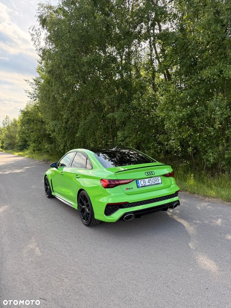 Audi RS3 Limousine - 4