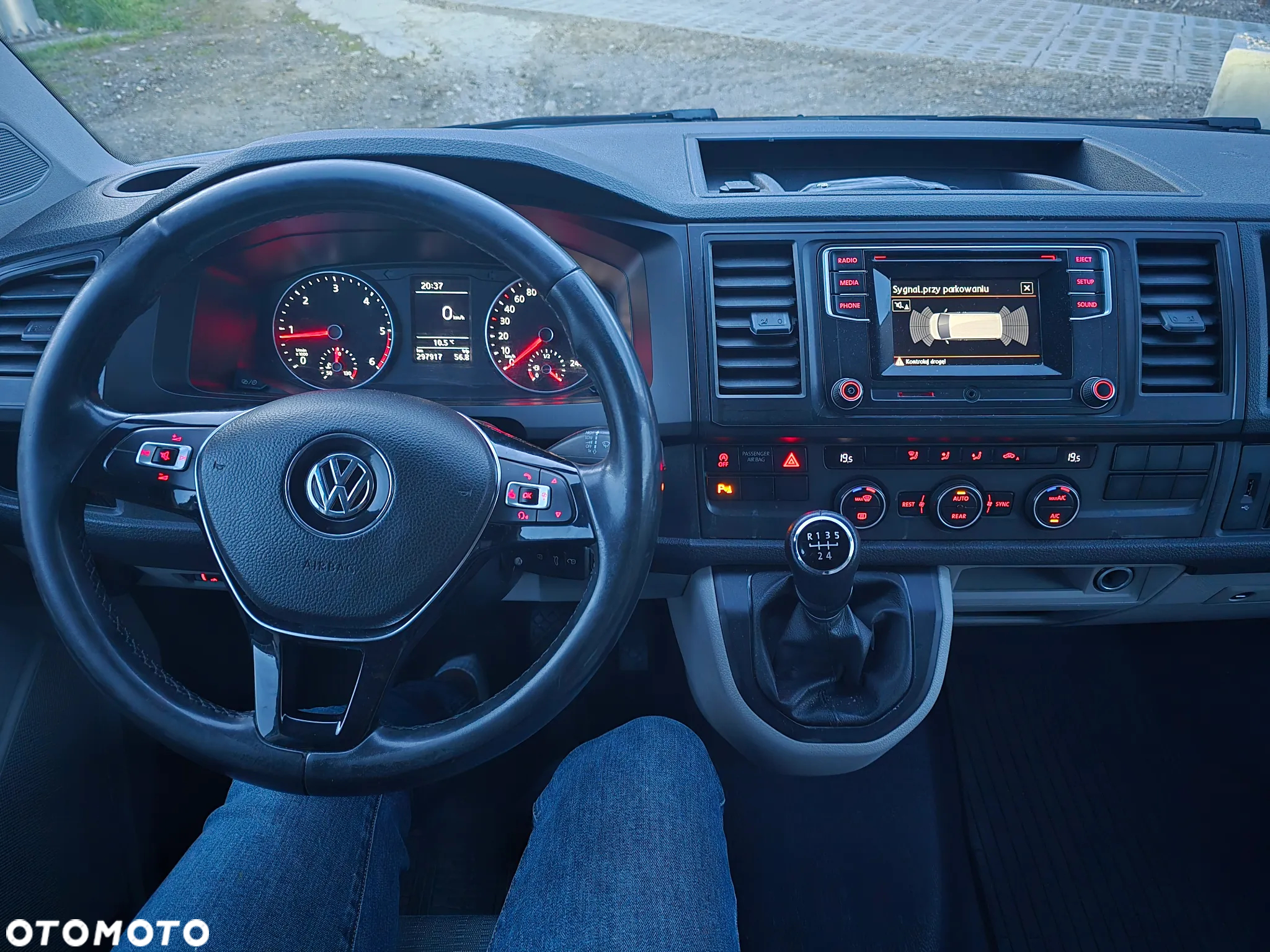Volkswagen Caravelle 2.0 TDI L2 Trendline - 9