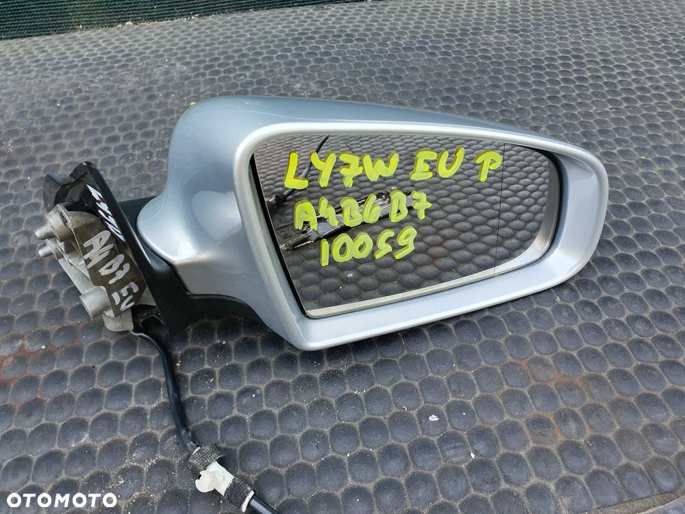 Lusterko Zewnetrzne Prawe Europa LY7W 5 pin Srebrne AUDI A4 B6 B7 - 1
