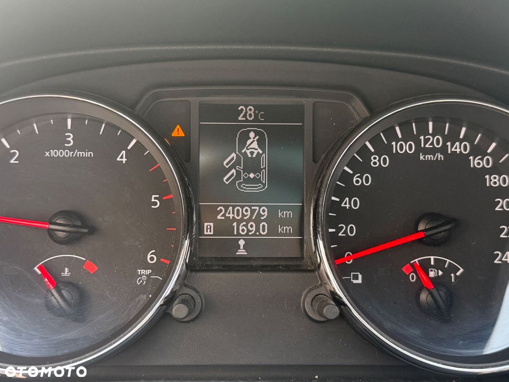Nissan Qashqai+2 2.0 dCi 4x4 Acenta EU5 - 6