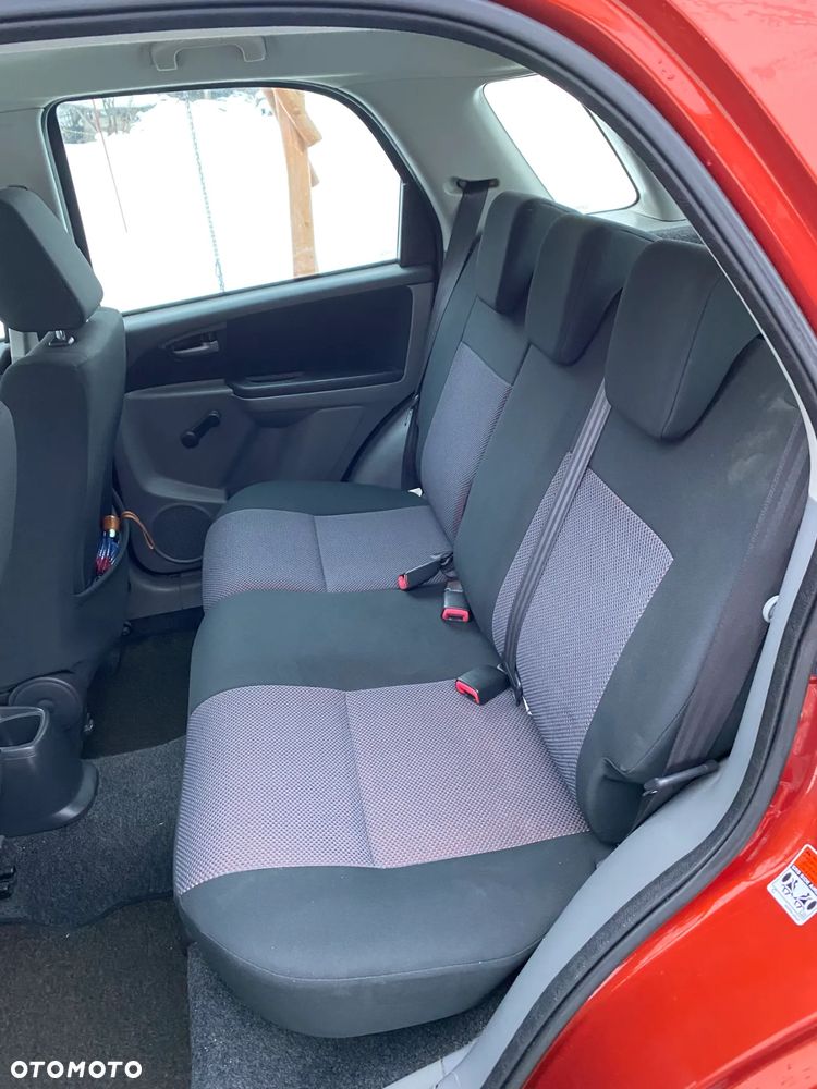 Suzuki SX4 - 20