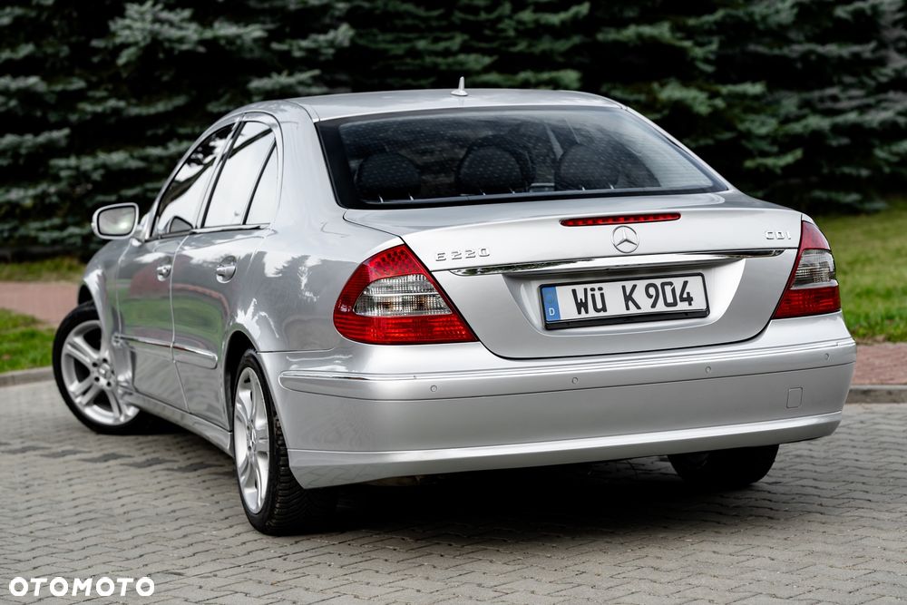 Mercedes-Benz Klasa E 220 CDI Automatik Avantgarde - 9