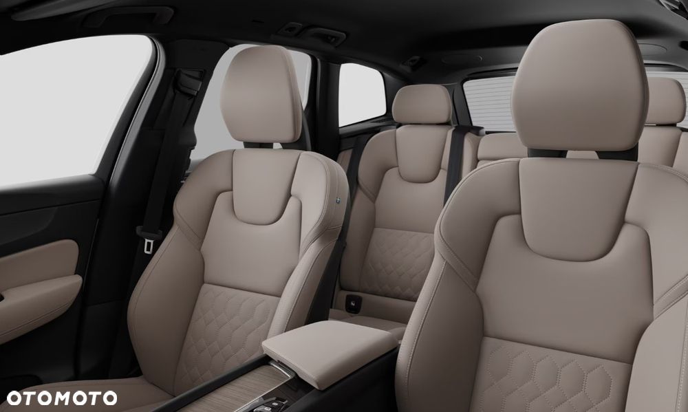 Volvo XC 60 B5 B AWD Plus Dark - 6