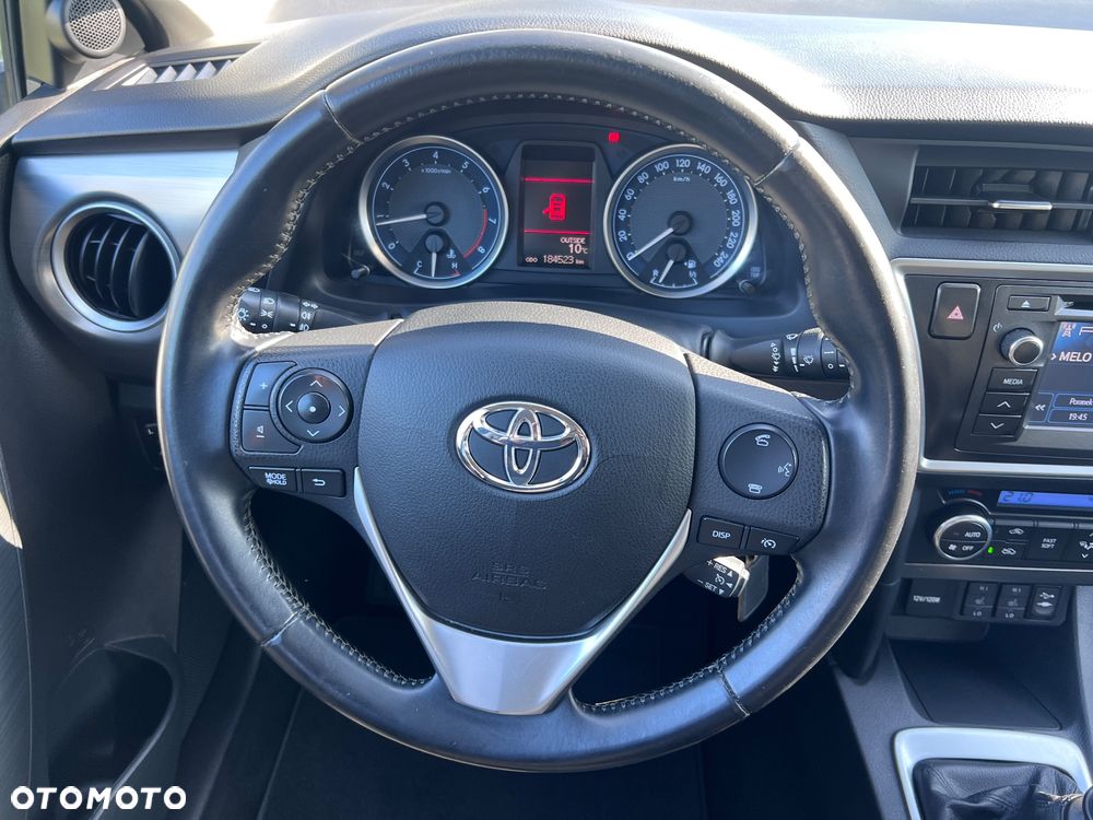 Toyota Auris 1.6 Valvematic Comfort - 26