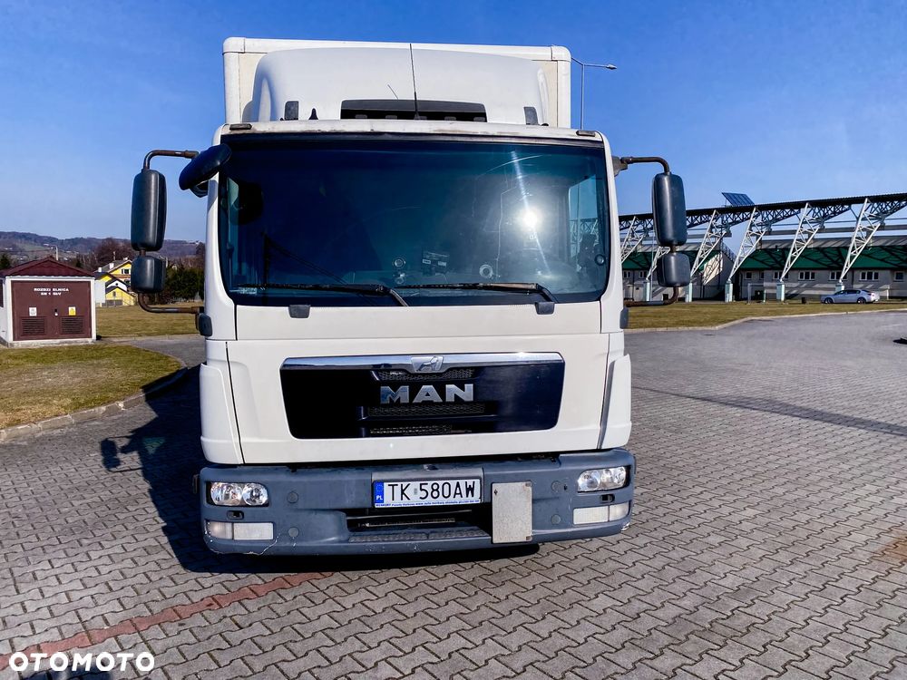 MAN TGL 12.220 - 6