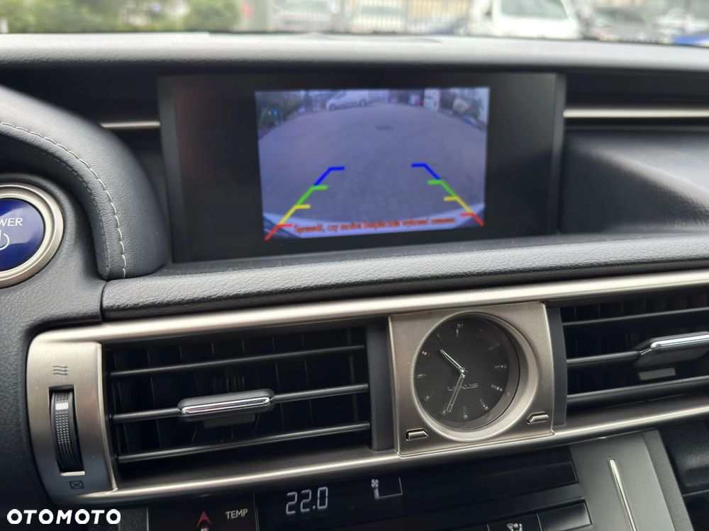 Lexus IS 300h Elite EU6 - 31