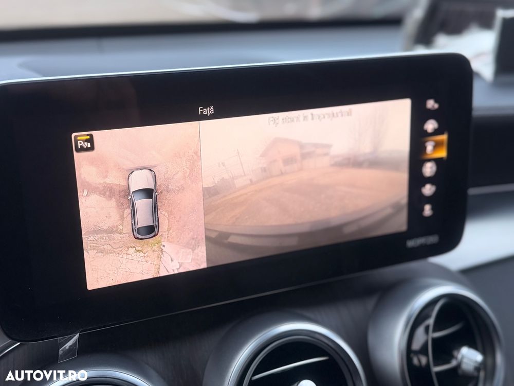 Mercedes-Benz GLC Coupe 300 4MATIC MHEV - 39