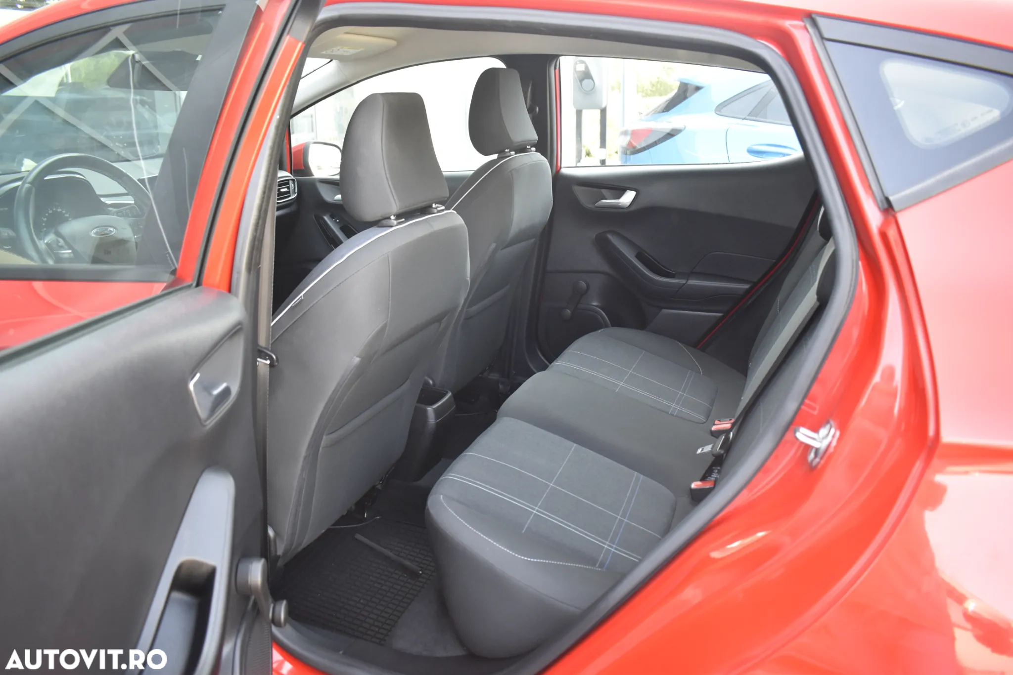 Ford Fiesta 1.0 EcoBoost Trend - 35