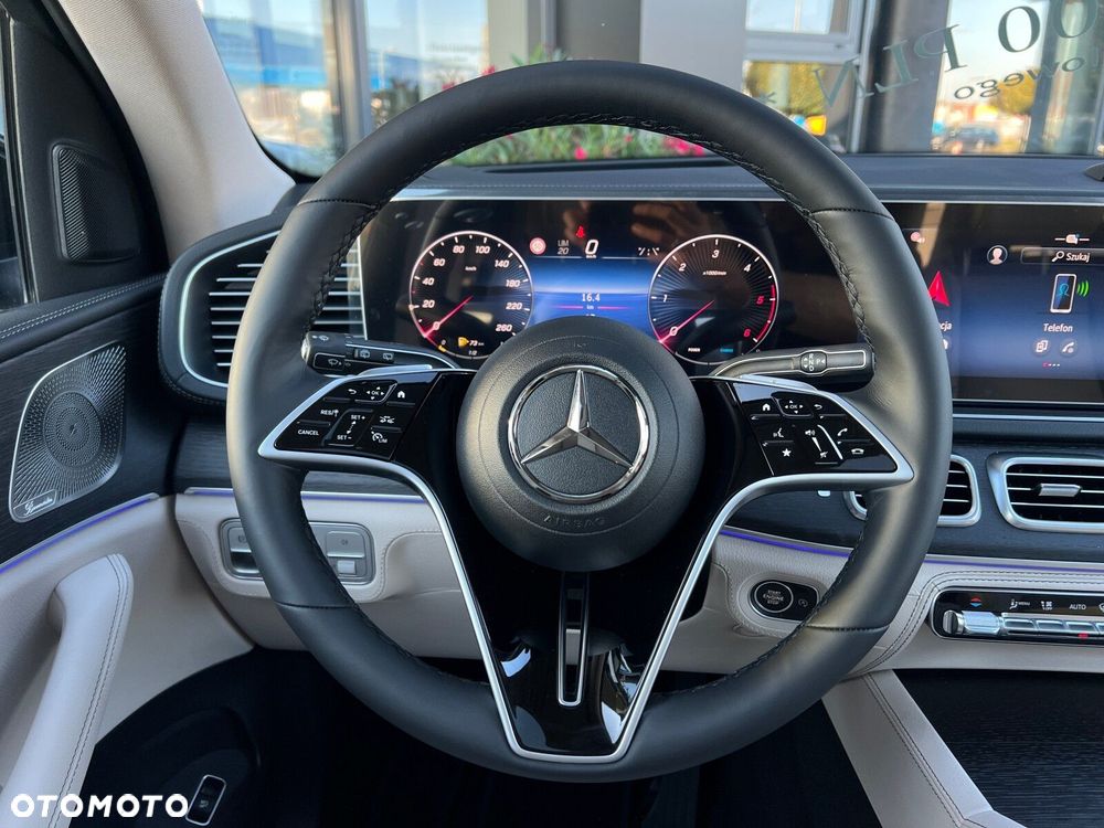 Mercedes-Benz GLE - 18