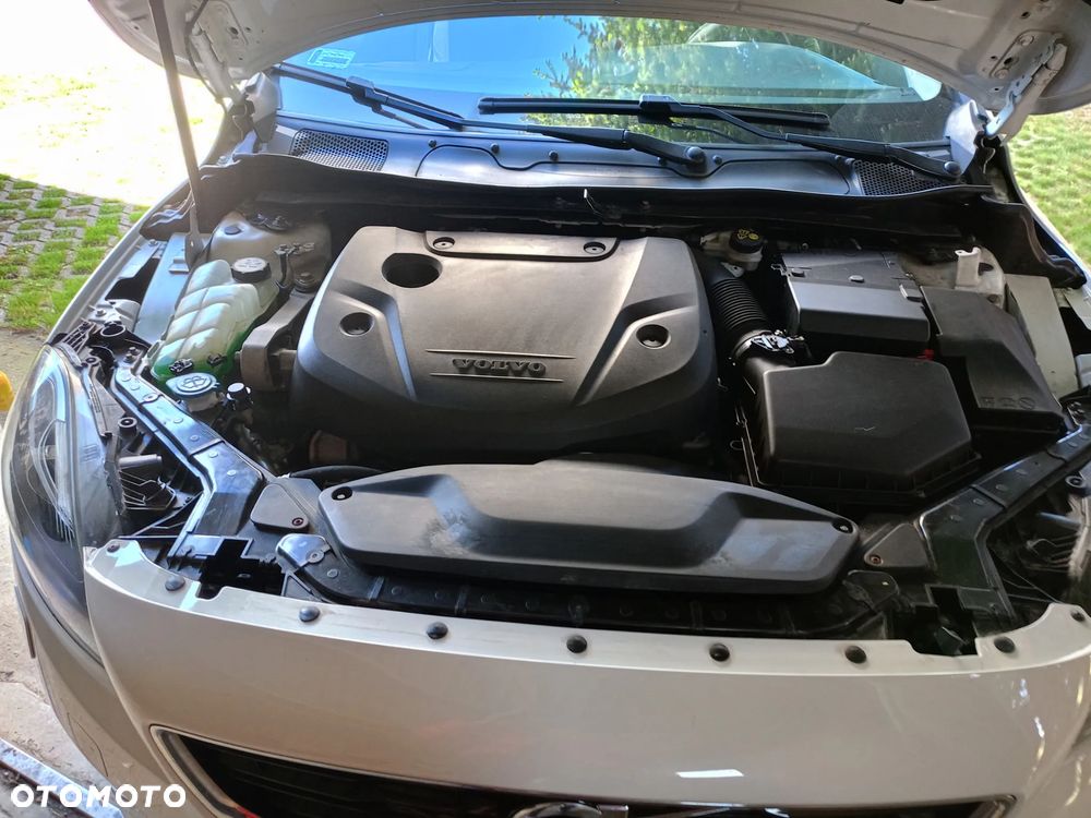 Volvo V40 D2 - 8