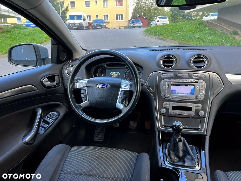 Ford Mondeo 2.0 Trend X - 14