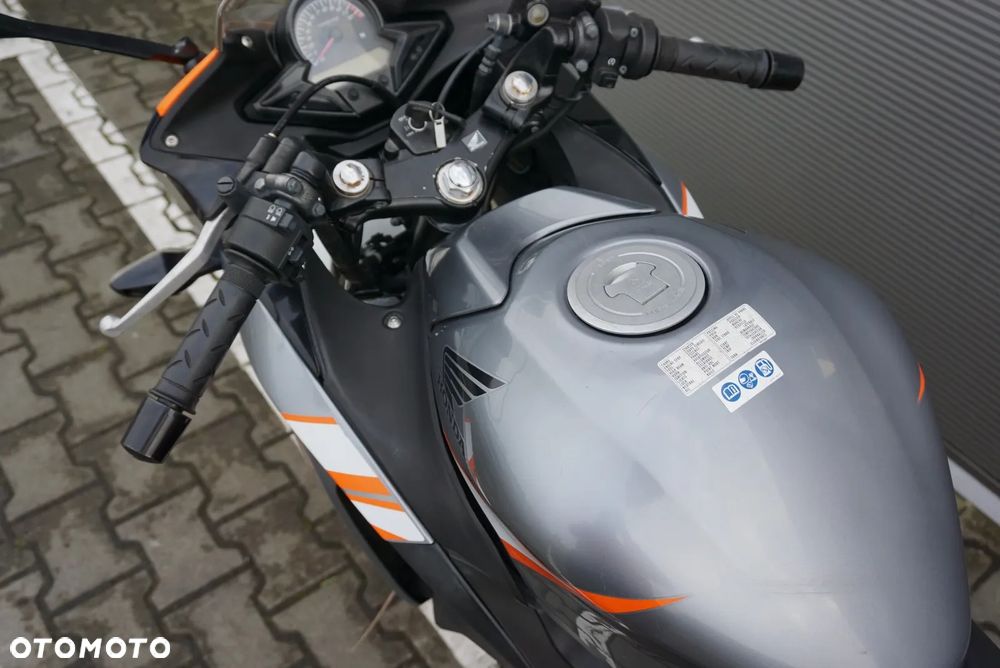 Honda CBR - 10