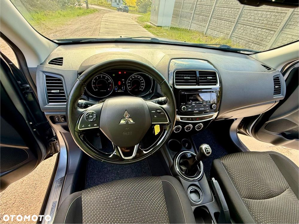 Mitsubishi ASX 1.6 2WD Plus - 12