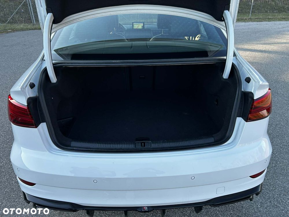 Audi A3 Limousine 40 TFSI quattro S tronic advanced - 17