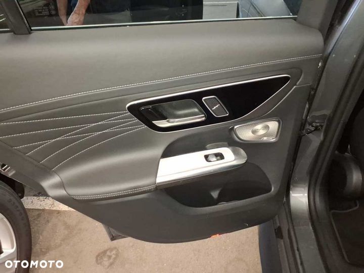Mercedes-Benz GLC 220 d 4Matic 9G-TRONIC Avantgarde Advanced - 14