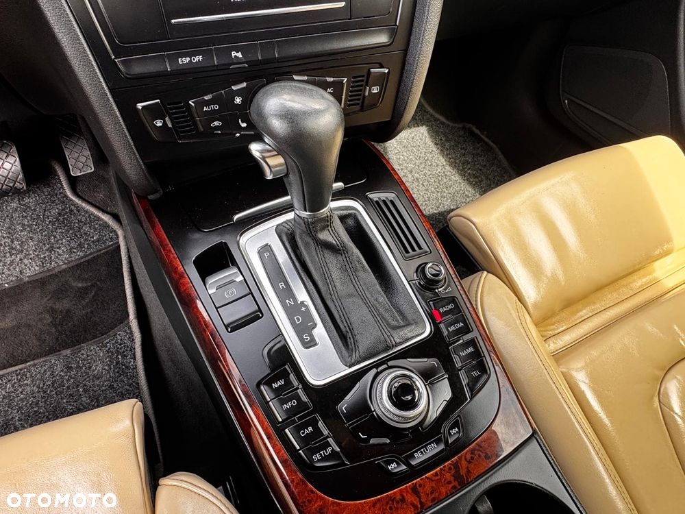 Audi A5 Coupé 3.0 TDI DPF quattro S tronic - 30