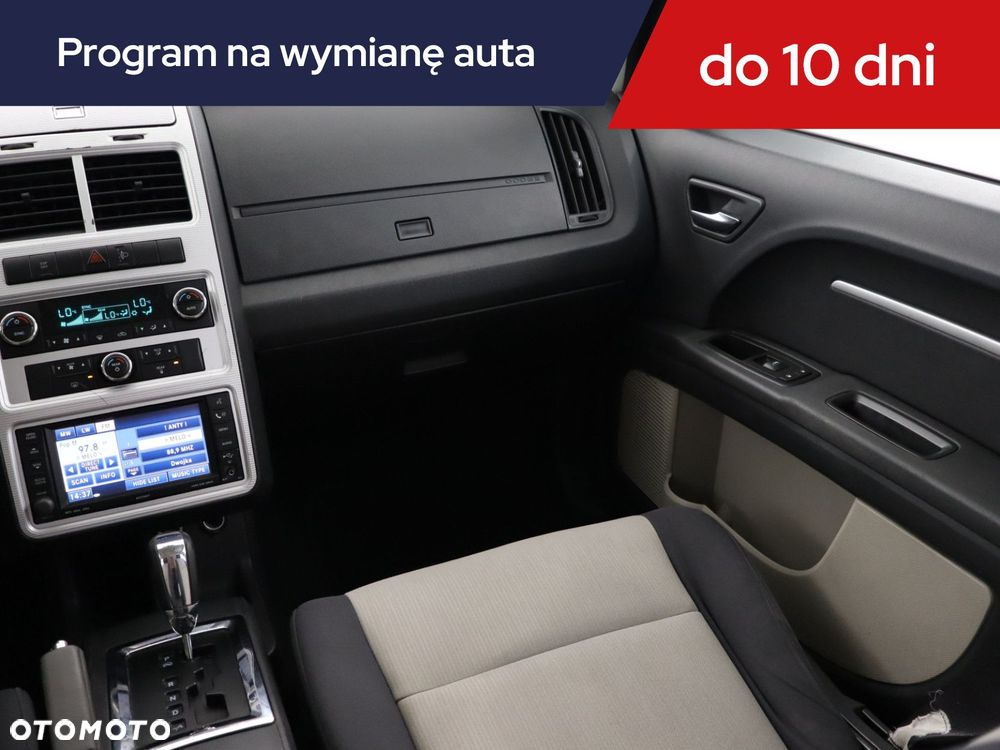 Dodge Journey - 10