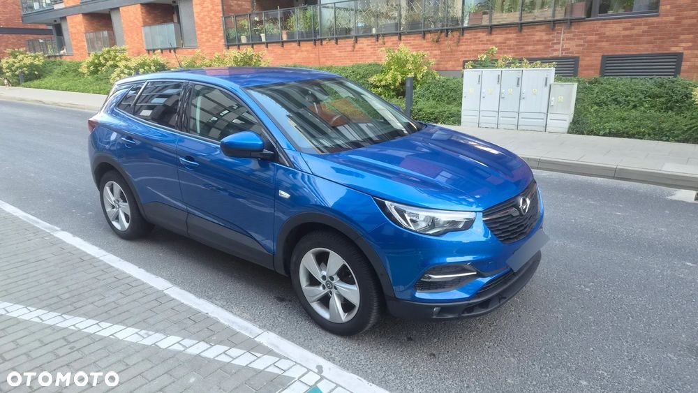 Opel Grandland X 1.2 T GPF Design&Tech S&S - 6