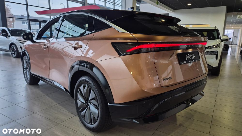 Nissan Ariya 63kWh Engage - 8