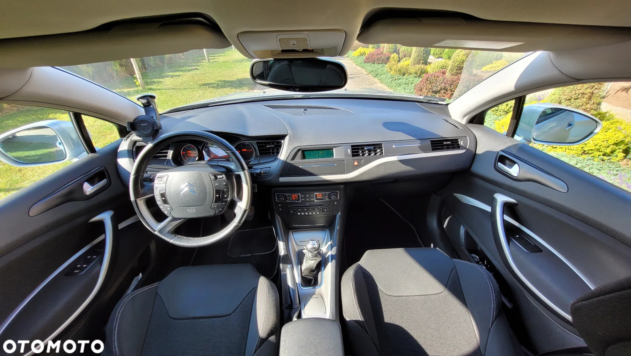 Citroën C5 2.0 HDi Confort - 4
