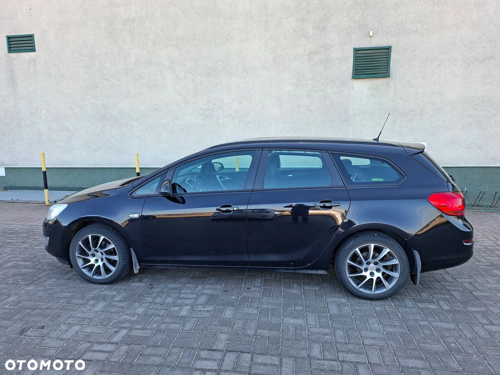Opel Astra 1.4 Turbo - 9