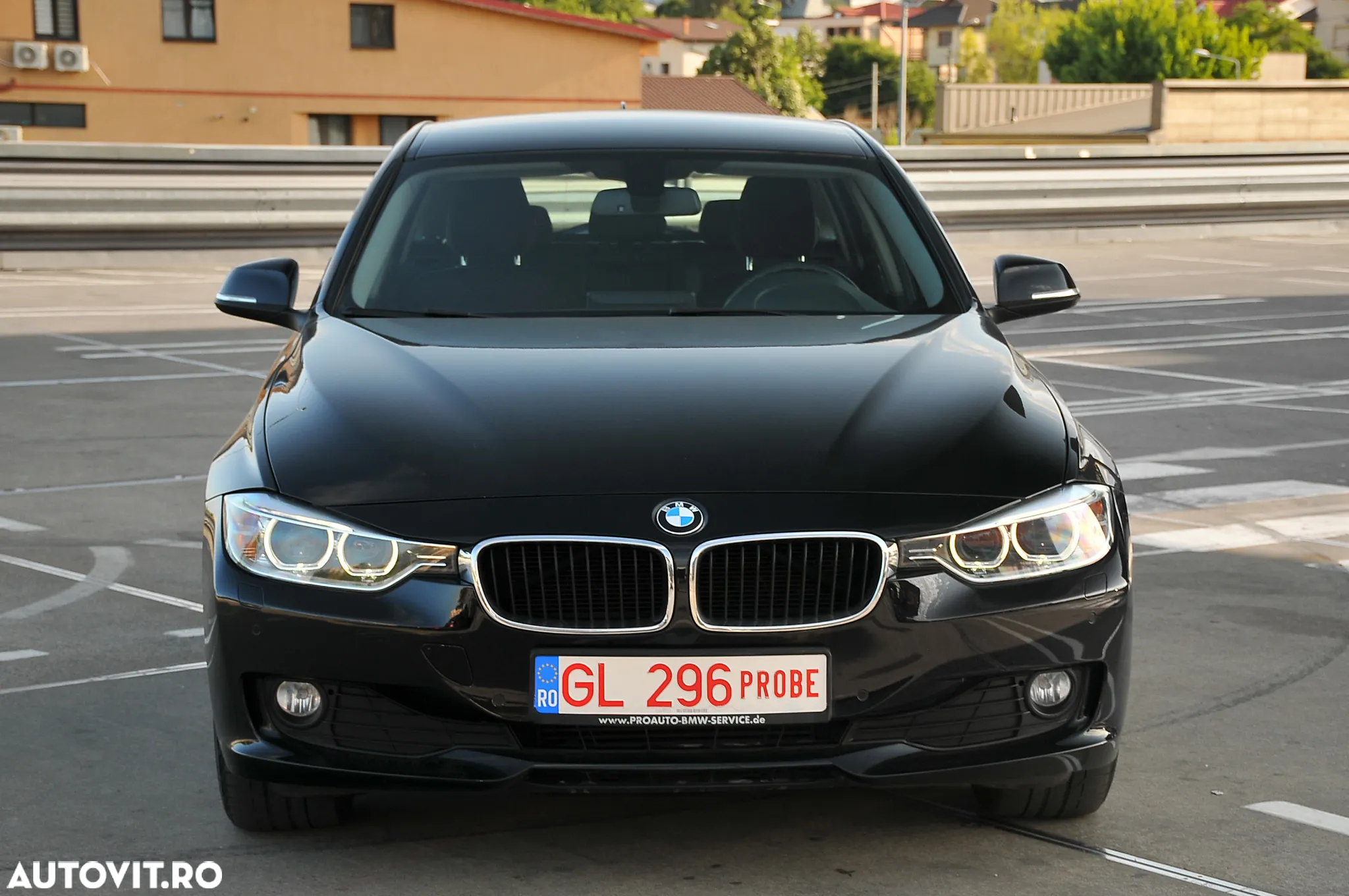 BMW Seria 3 320d Aut. - 9