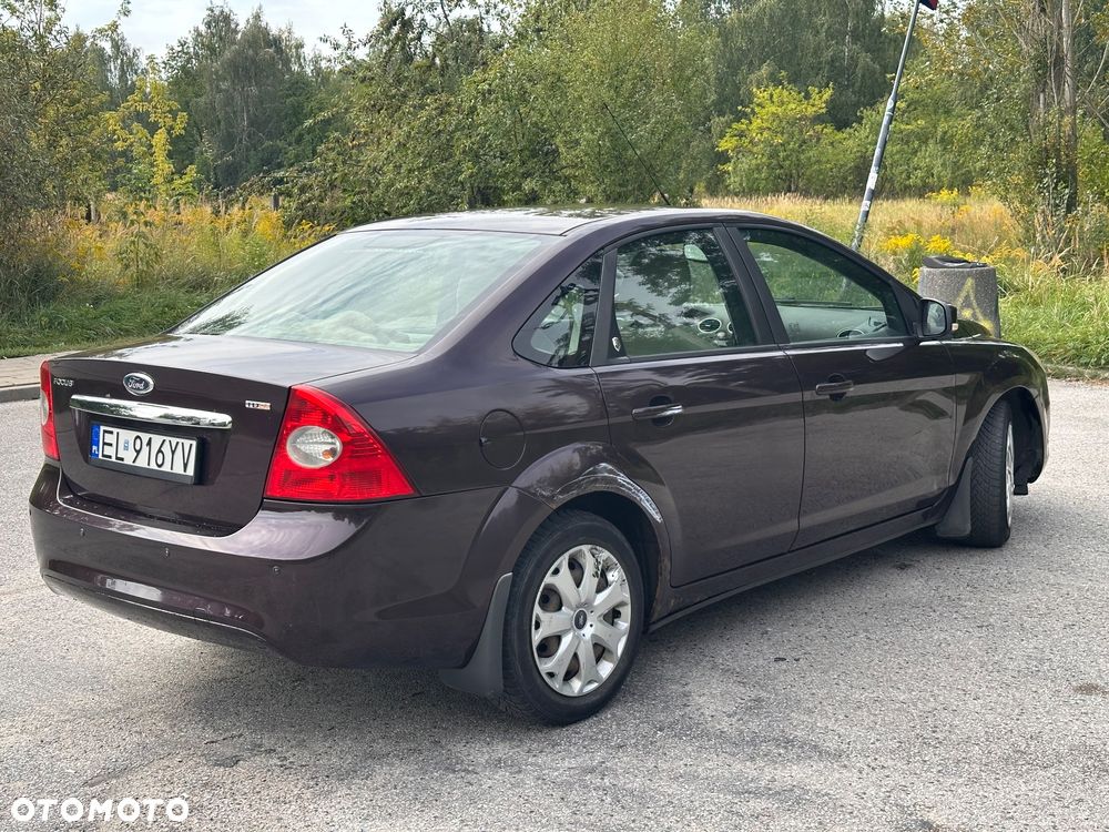 Ford Focus 2.0 TDCi Ghia DPF - 3