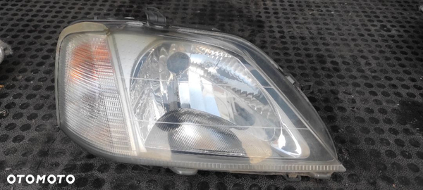 Lampa prawa Dacia Logan I Europa !! Lampa przednia prawa !!