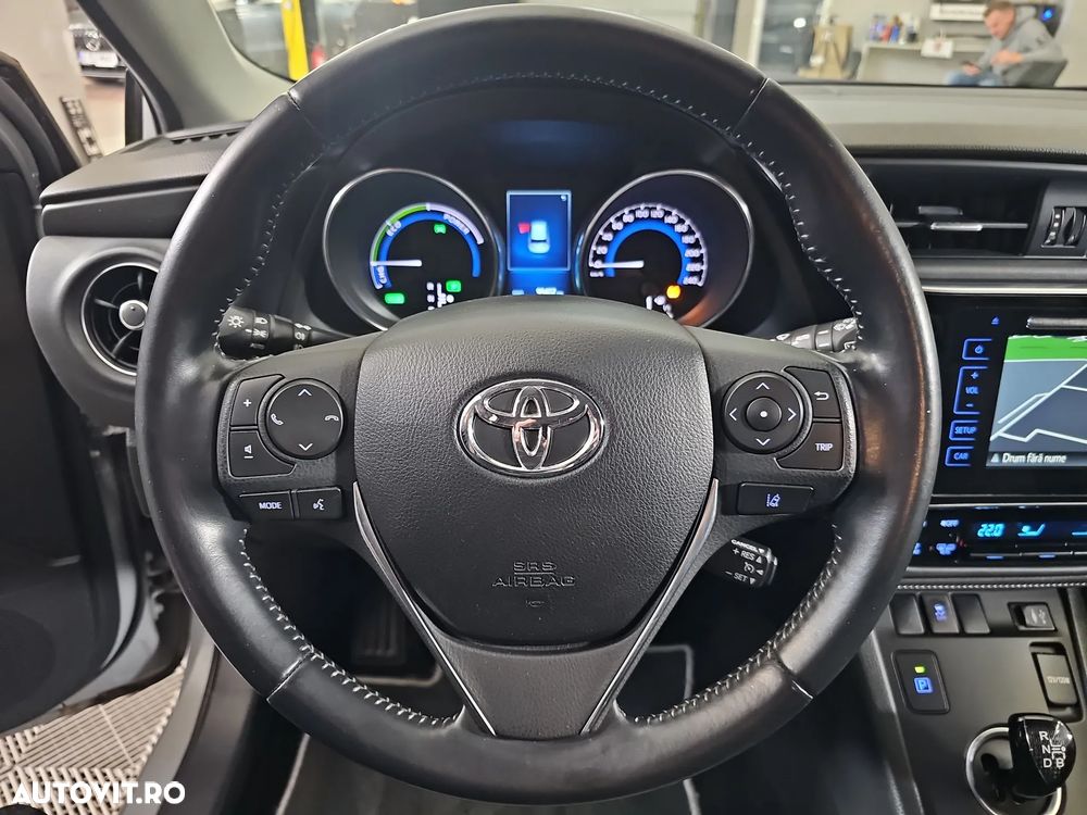 Toyota Auris - 17