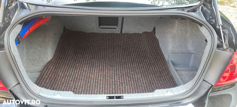 BMW Seria 3 320d DPF - 10