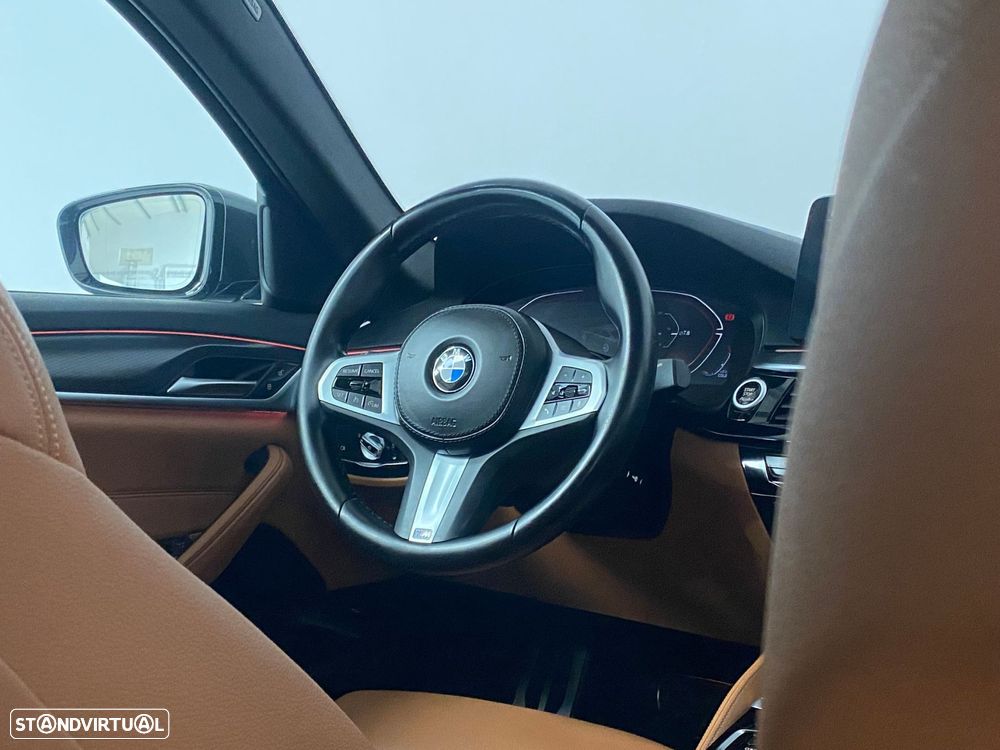 BMW 520 d Pack M Auto - 14