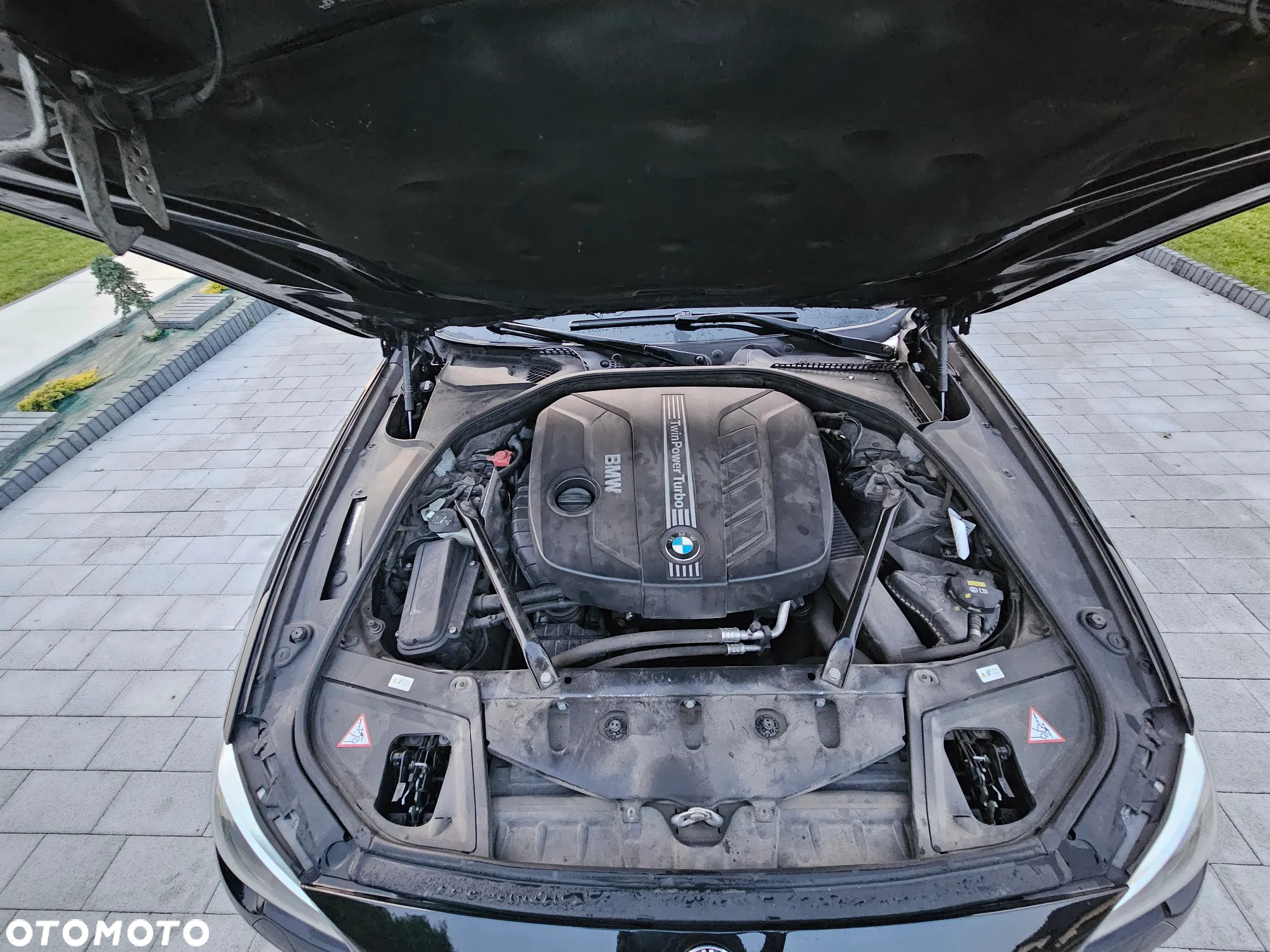 BMW Seria 5 525d xDrive - 10
