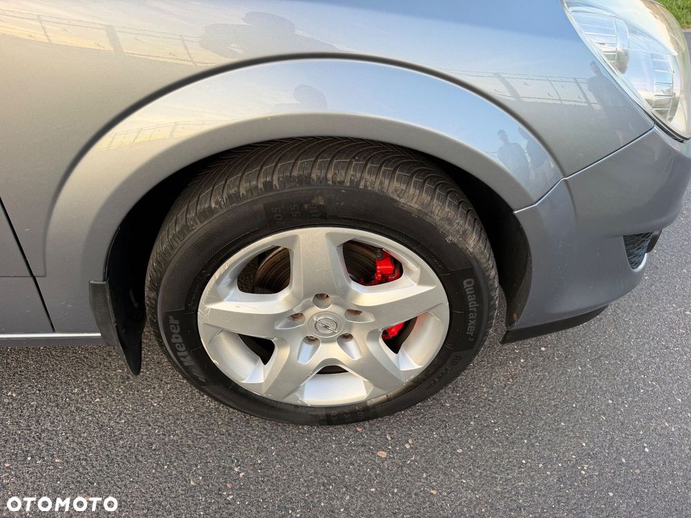 Opel Astra 1.4 Enjoy - 26