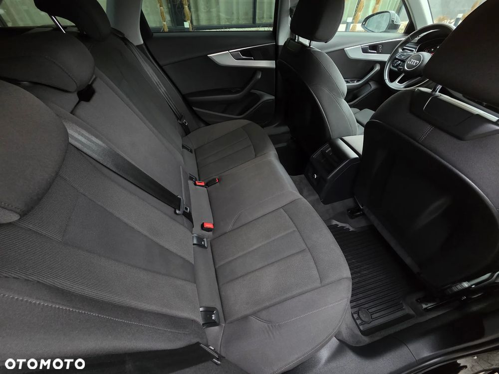 Audi A4 Avant 2.0 TDI ultra sport - 16