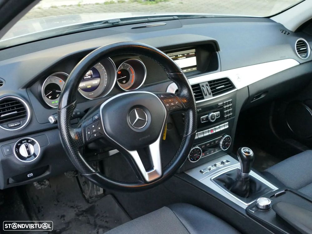 Mercedes-Benz C 250 CDi Avantgarde BE - 22