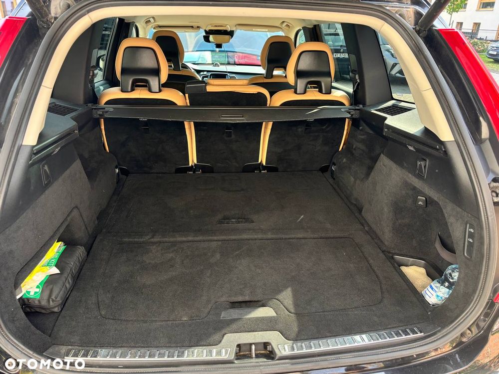 Volvo XC 90 - 11