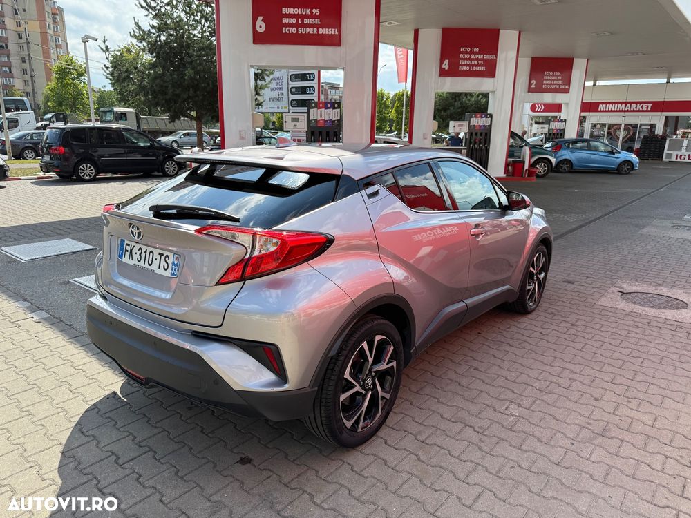 Toyota C-HR 1.8 HSD 122 CP 4x2 CVT Style - 4