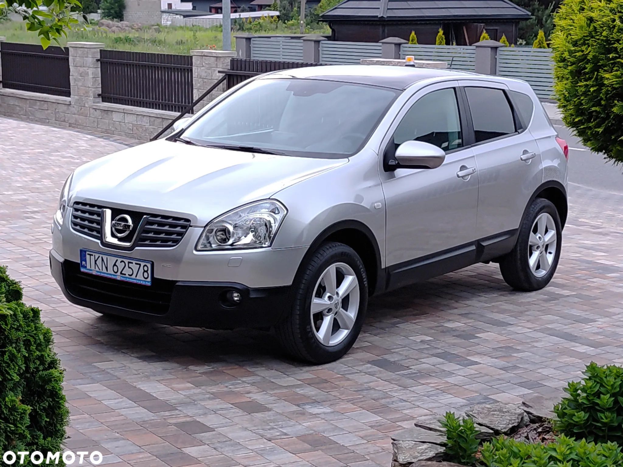 Nissan Qashqai 2.0 4x4 CVT tekna - 1