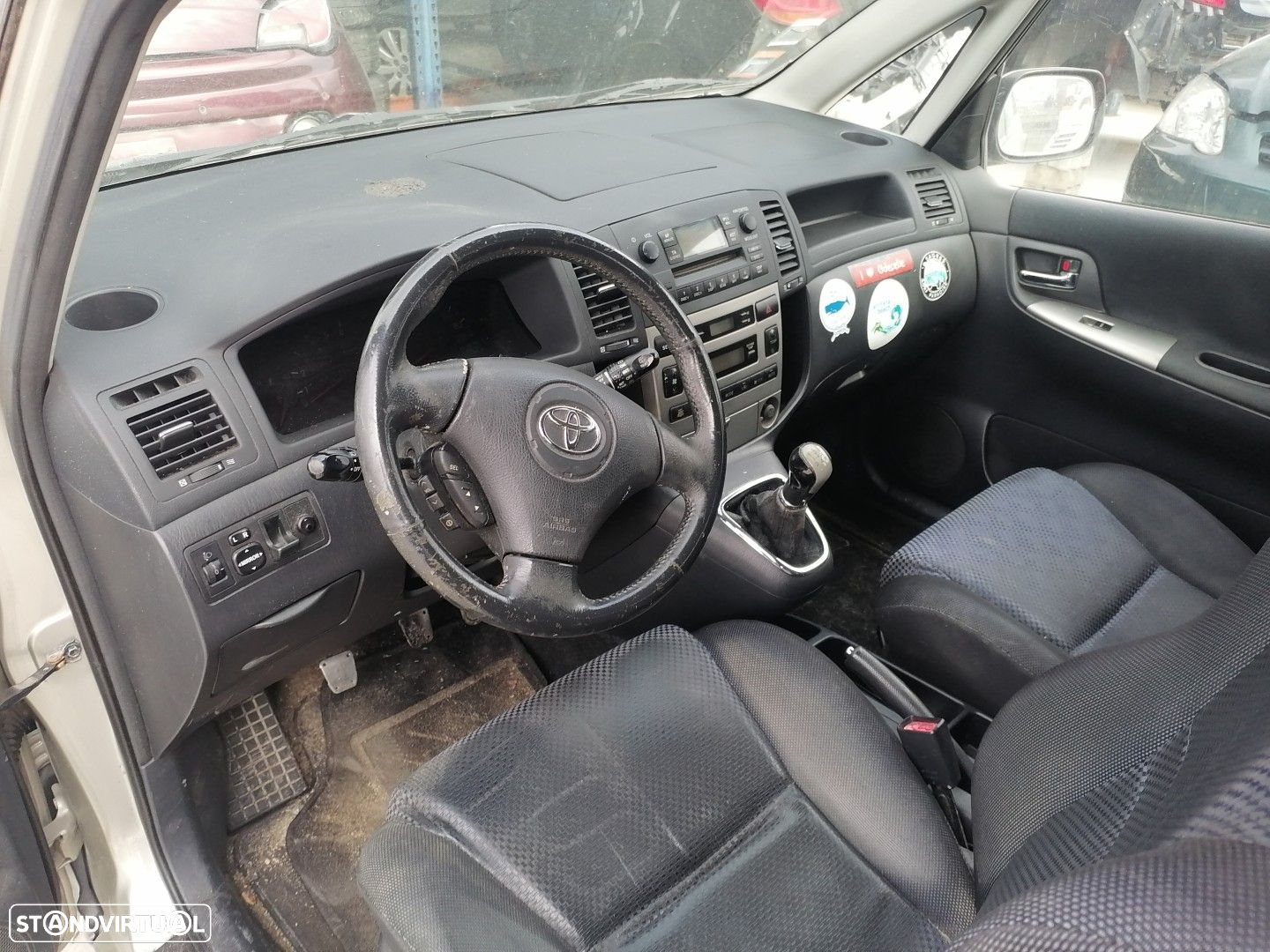 Peças Toyota Corolla Verso (E12) 2001 a 2004 - 6