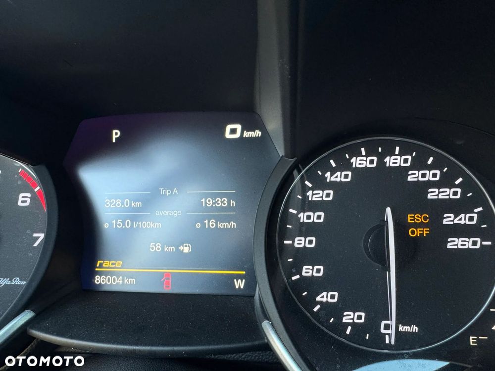 Alfa Romeo Giulia 2.0 Turbo Veloce TI Q4 - 34
