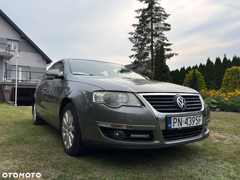 Volkswagen Passat 2.0 FSI Comfortline - 1