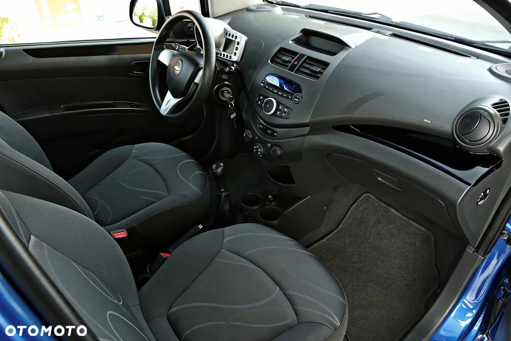Chevrolet Spark - 27